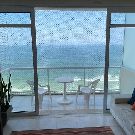 Hermoso Dpto Con Vista Frontal Al Mar Pitangueiras Guaruja Exterior photo