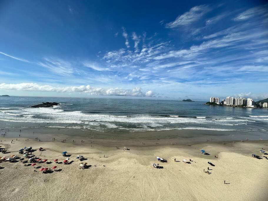 Hermoso Dpto Con Vista Frontal Al Mar Pitangueiras Guaruja Exterior photo